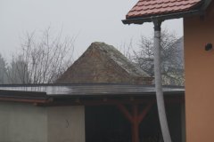 pohled zezadu zleva