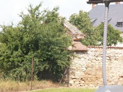 pohled zezadu zleva