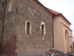 pohled zezadu zleva