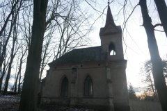 pohled zleva