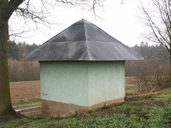 pohled zezadu zprava