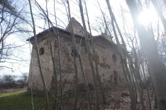 pohled zezadu zleva