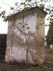 pohled zezadu zleva