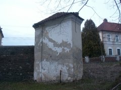 pohled zezadu zleva