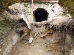 čištění studánky pod kostelem