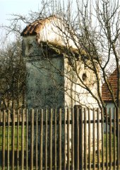 pohled zezadu zprava