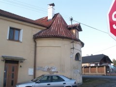 pohled zezadu zprava