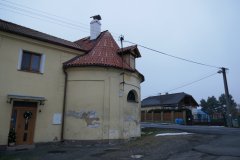 pohled zezadu zprava
