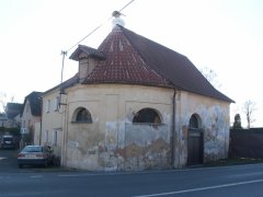 pohled zezadu zleva