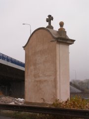 pohled zezadu zleva