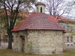 pohled zepředu zprava