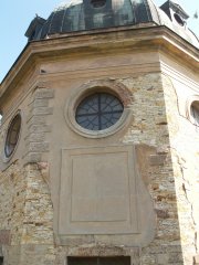 pohled zprava