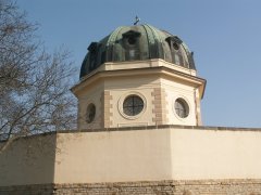 pohled zezadu zleva