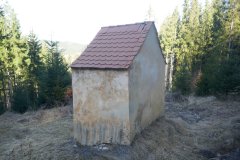 pohled zezadu zprava