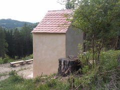 pohled zezadu zprava